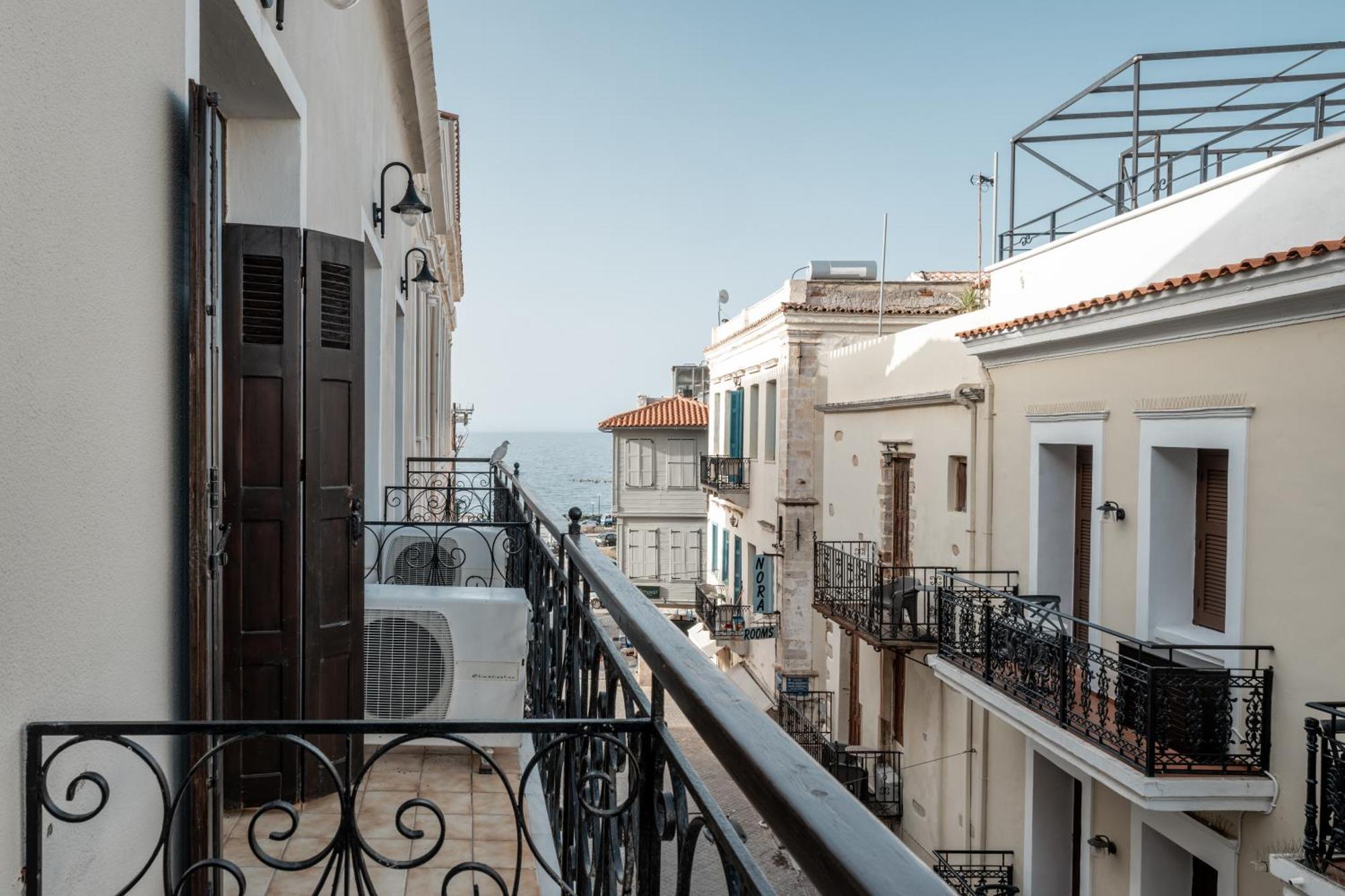 Casa Veneta Chrissi Akti Chania Exterior foto