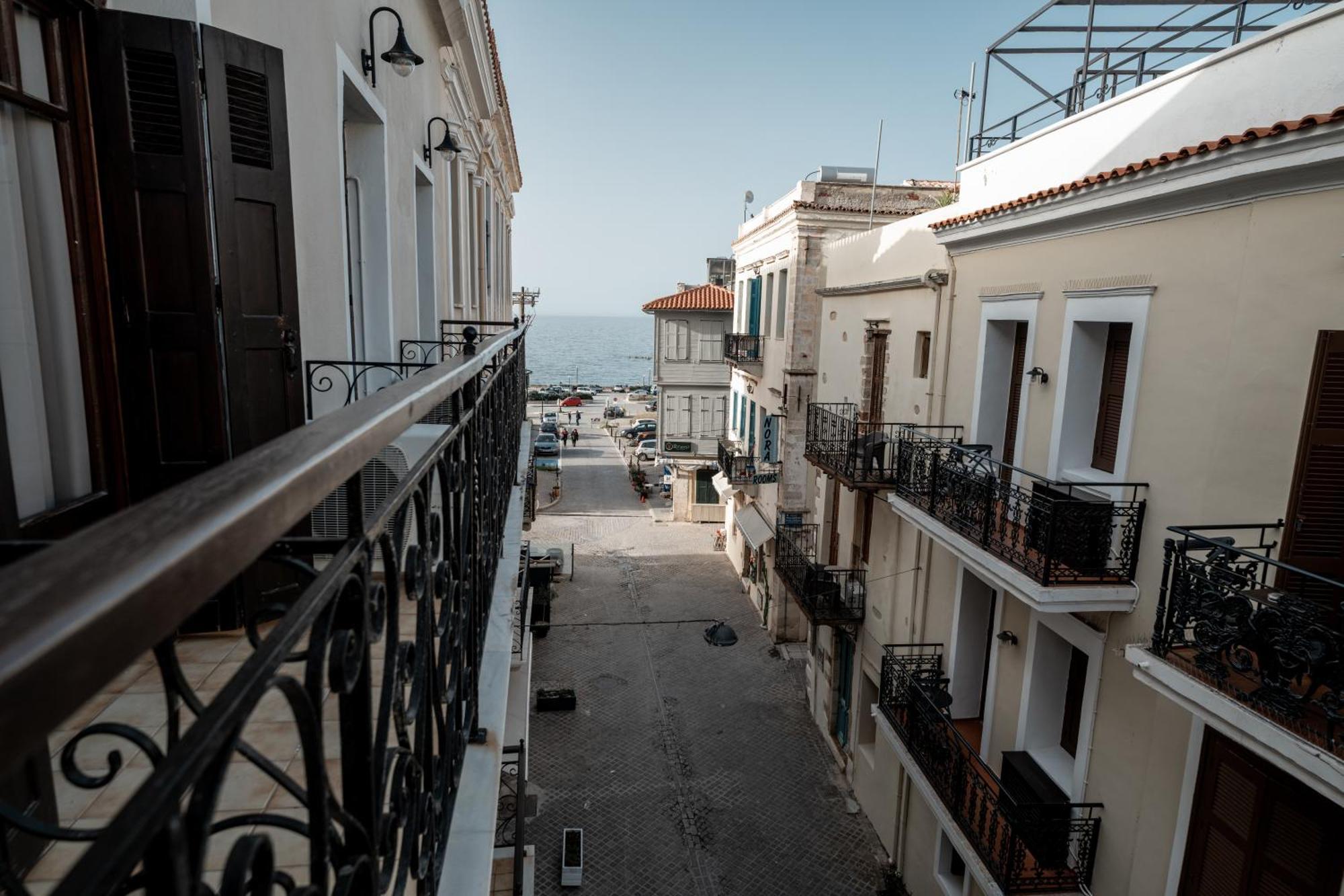 Casa Veneta Chrissi Akti Chania Exterior foto